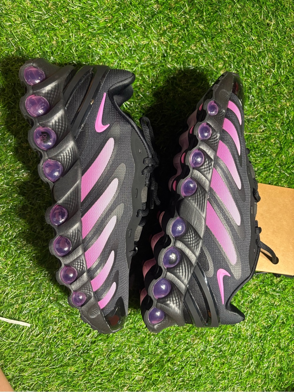 Nike Women’s Black & Purple-Pink Athletic Shoes